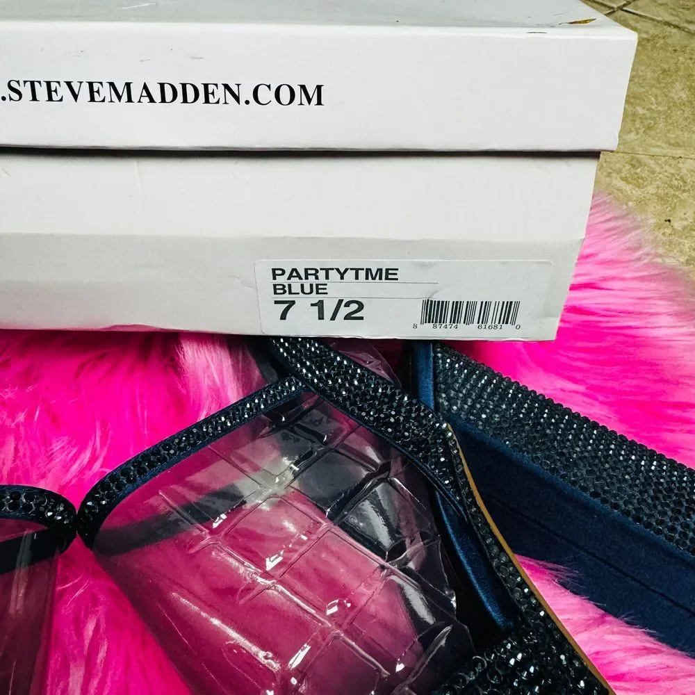 Steve‎ Madden Party Time Blue 7 1/2 High Heel With Details New